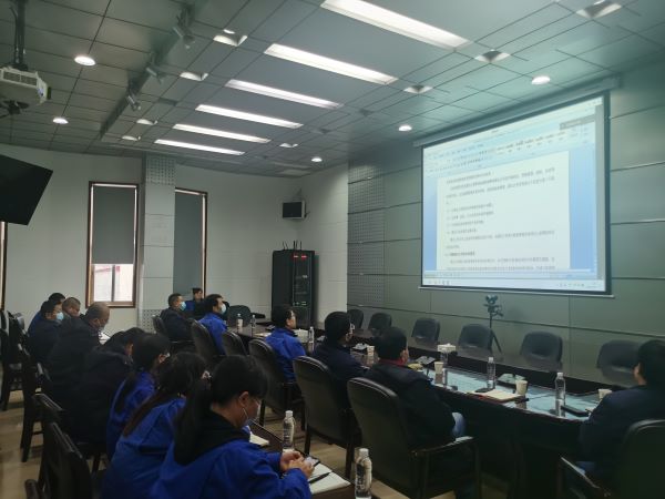 科技發展部，新聞，公司開展能源管理培訓，韓夏芬61508.jpg