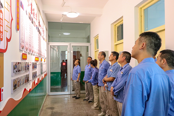 4現場觀摩-塑業公司   600.jpg