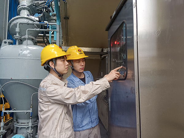 1727660208568114.jpeg 崗位人員現(xiàn)場學習.jpg