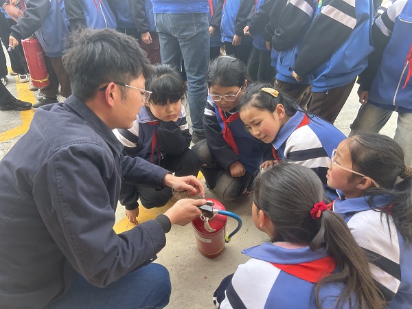 3.27 黨建引領(lǐng)聚合力 校企共筑節(jié)水夢(mèng)  附圖4.jpg