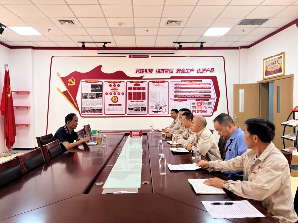 2025年7月31日，任總車間調研安全生產、黨建等工作.jpg